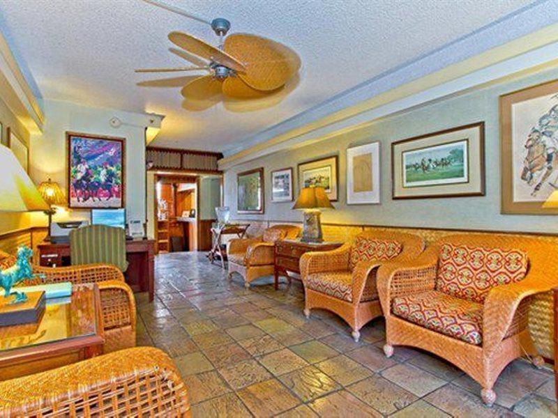 Equus Hotel Honolulu Bagian luar foto